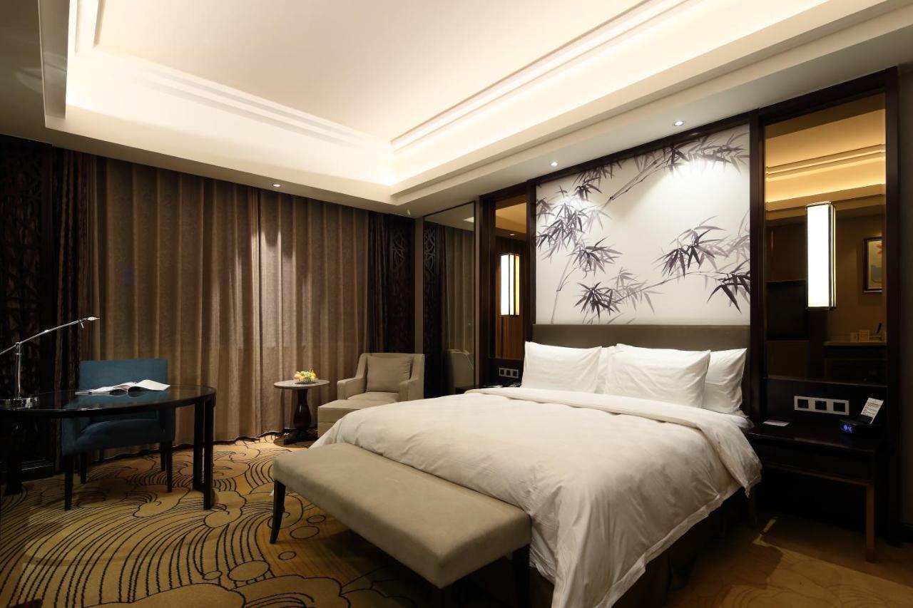 Jinan Luxury Blue Horizon Hotel 外观 照片