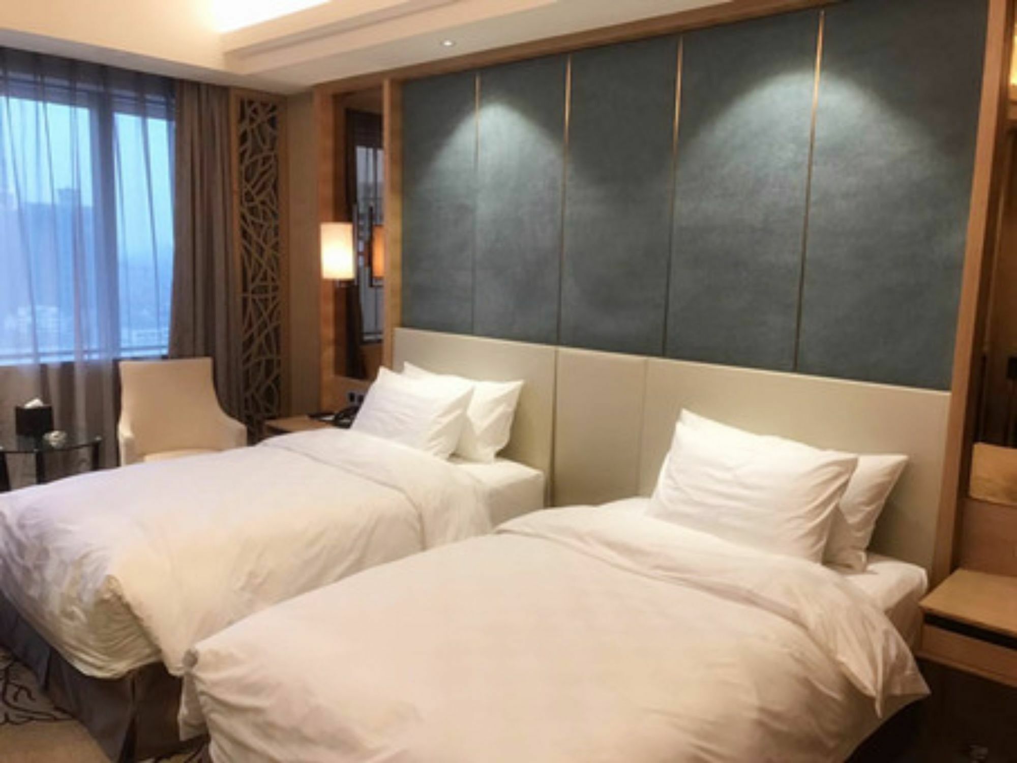 Jinan Luxury Blue Horizon Hotel 外观 照片